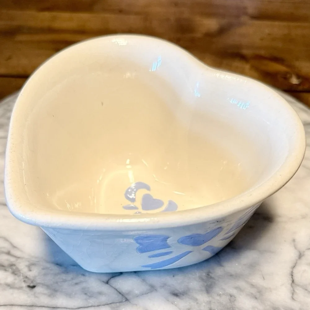 VTG 80s White Heartshaped Dish Bowl Blue Bow & Heart‎ Country Cottage Core 6X3